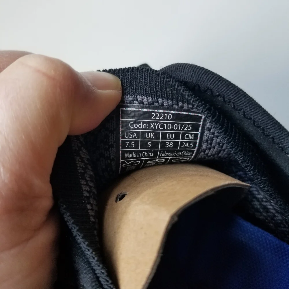 NEW! Gia Mesh Sneakers - Picture 9 of 9